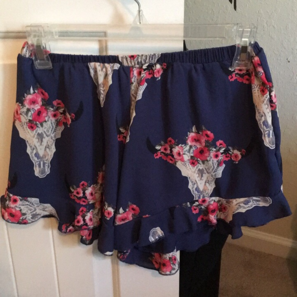 Flowy shorts!